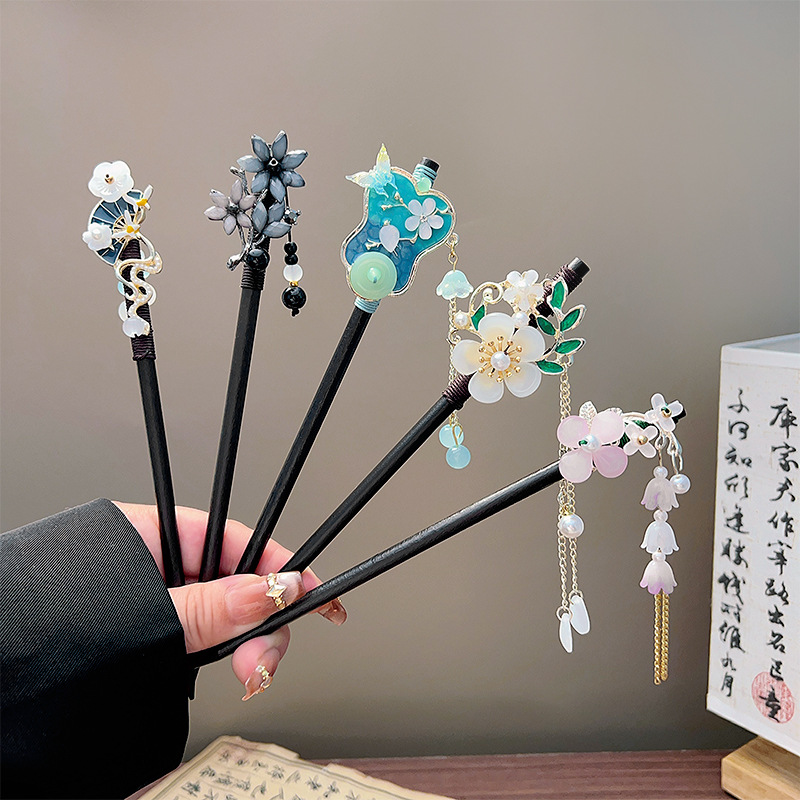 Hair Fork Stick - Classic Tassel Hair Stick Black Wooden
