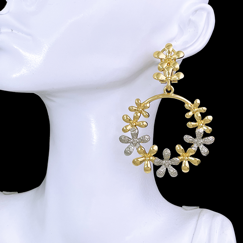 Women Big Drop Earrings 18K Go - Women Accessories Dubai recension och pris